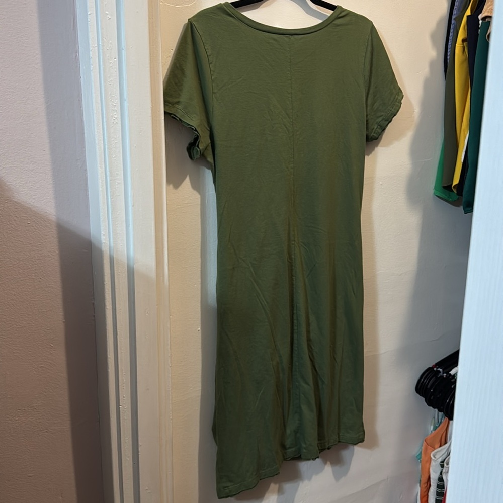 Melrose and Market Women’s Ruched Green Cotton Blend T-Shirt Dress - Picture 7 of 8
